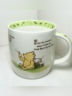 Disney Queens Gifts Winnie The Pooh Mug - A Friend Forever White, Yellow & Green